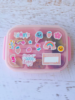 LUNCHERA + CUBIERTOS + STICKERS PINK