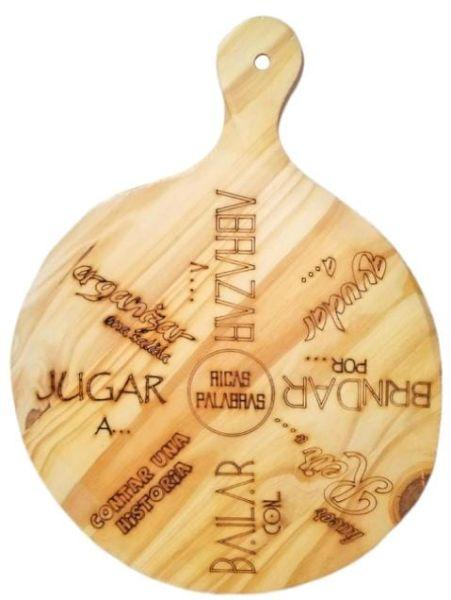 PIZZERA DE MADERA CON DESCRIPCION